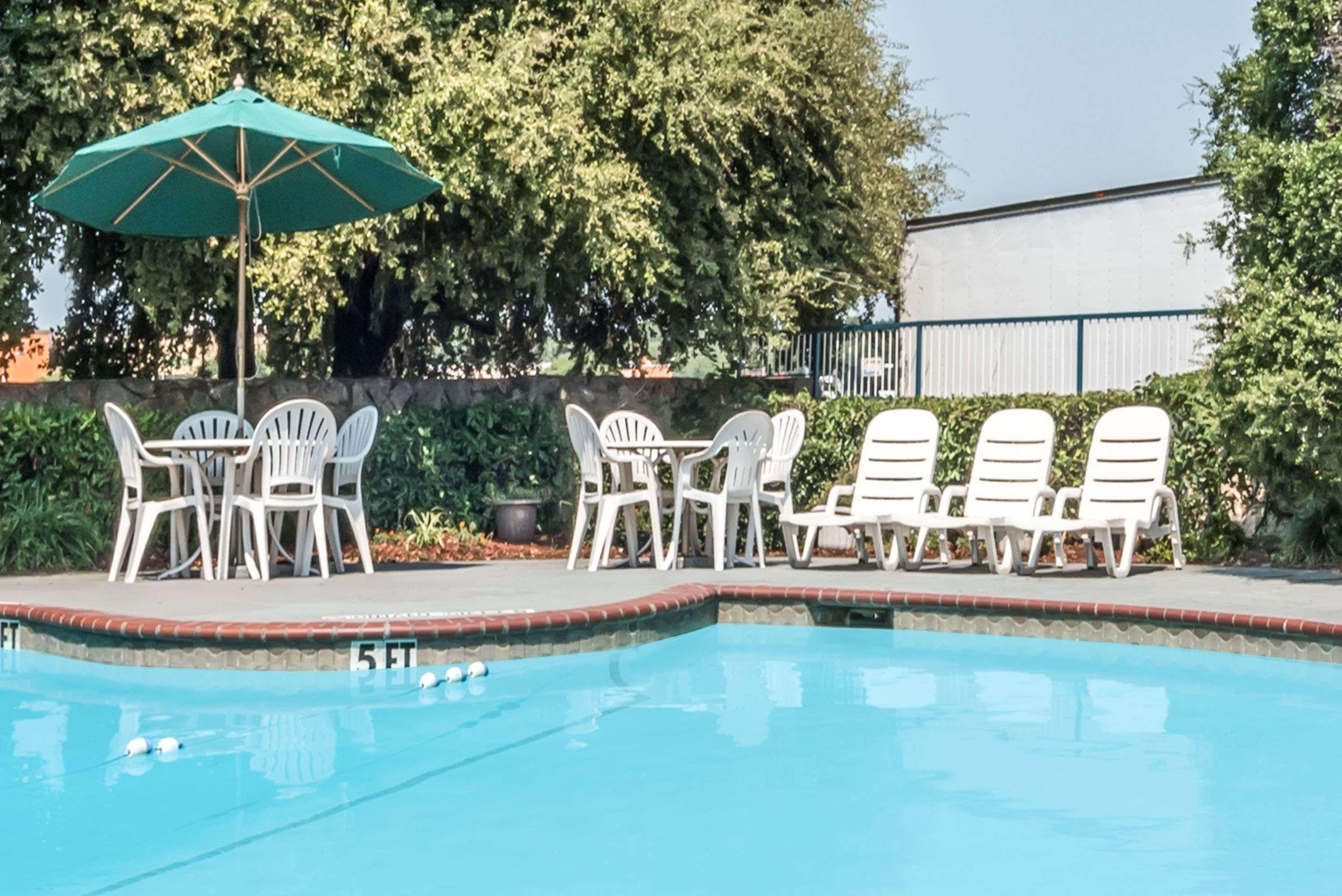 Days Inn South Fort Worth Extérieur photo