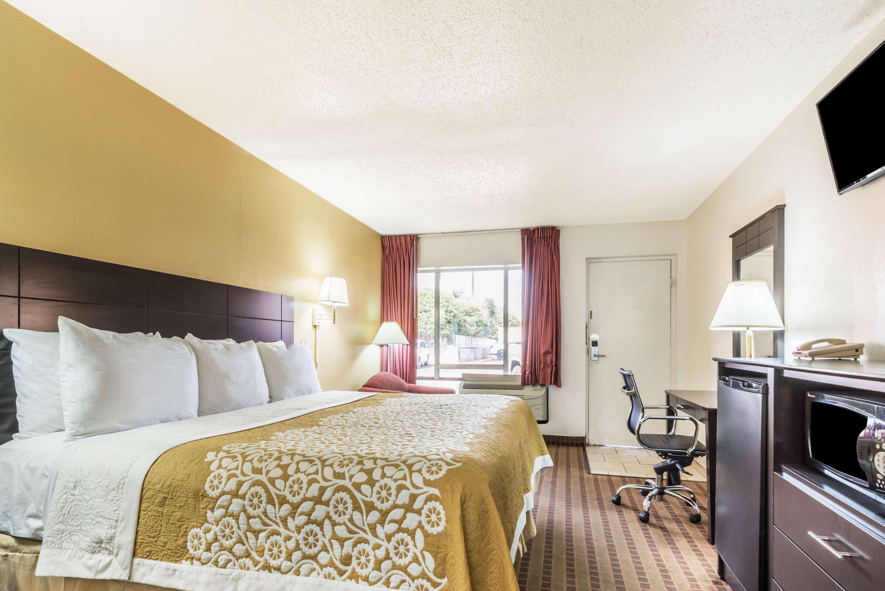Days Inn South Fort Worth Extérieur photo